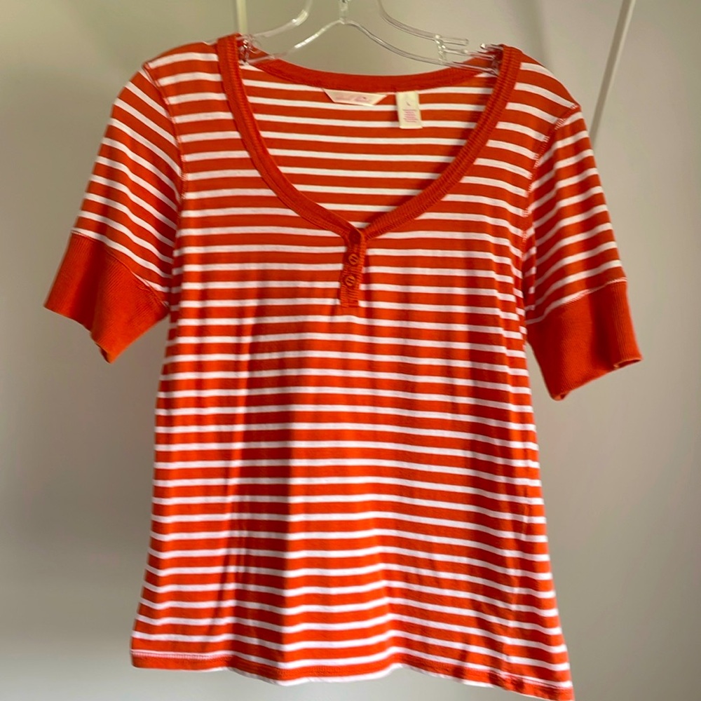 Derek Heart Woman's Top- size large